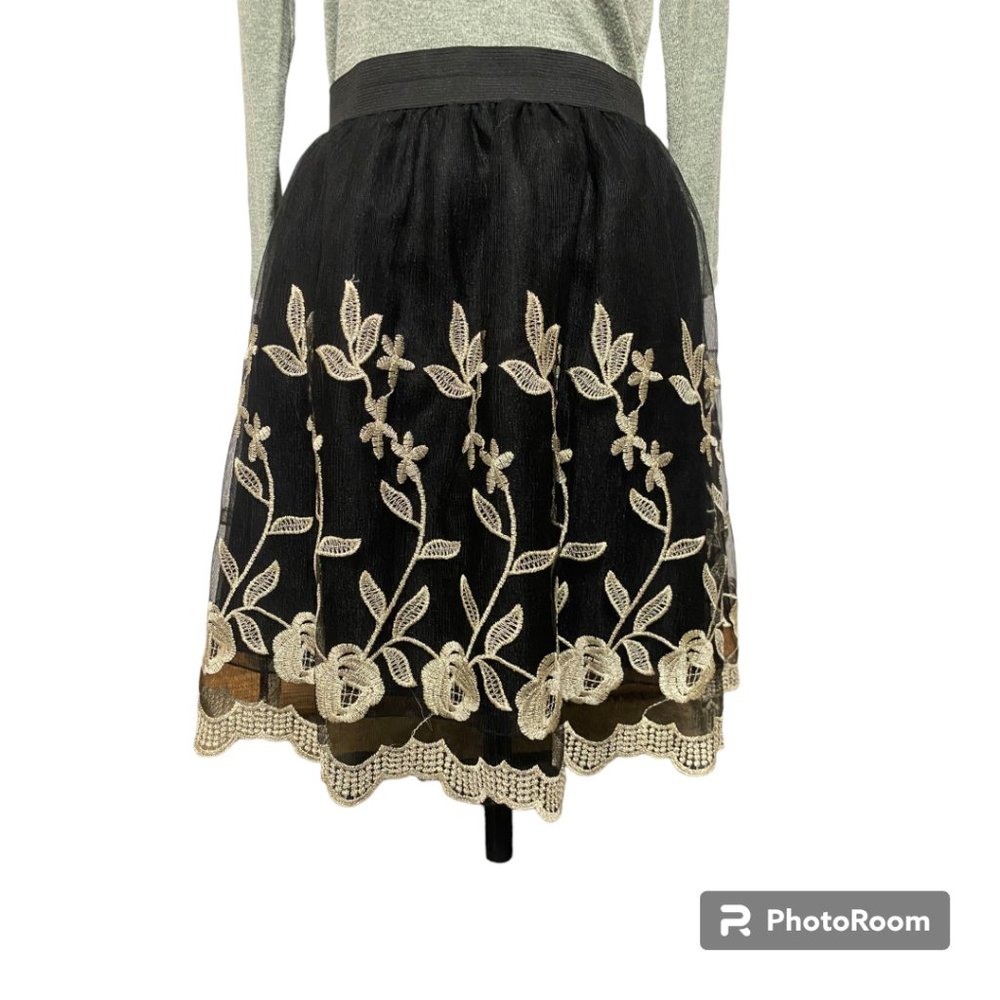 Pinky Women's black skirt with lace floral metallic embroidered overlay size S